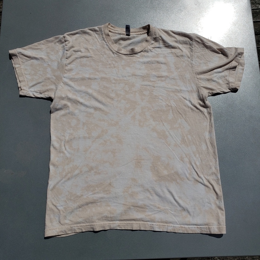 Unisex L Cream - Bleach Washed Tee